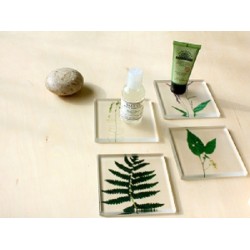 TU004A Amenity Tile Slim Pale Leaf