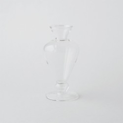 AM023C 1906 Vase